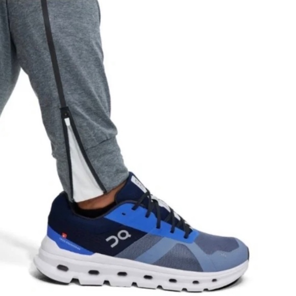 ON Cloud ON Running Pants Size XXL - Picture 4 of 9